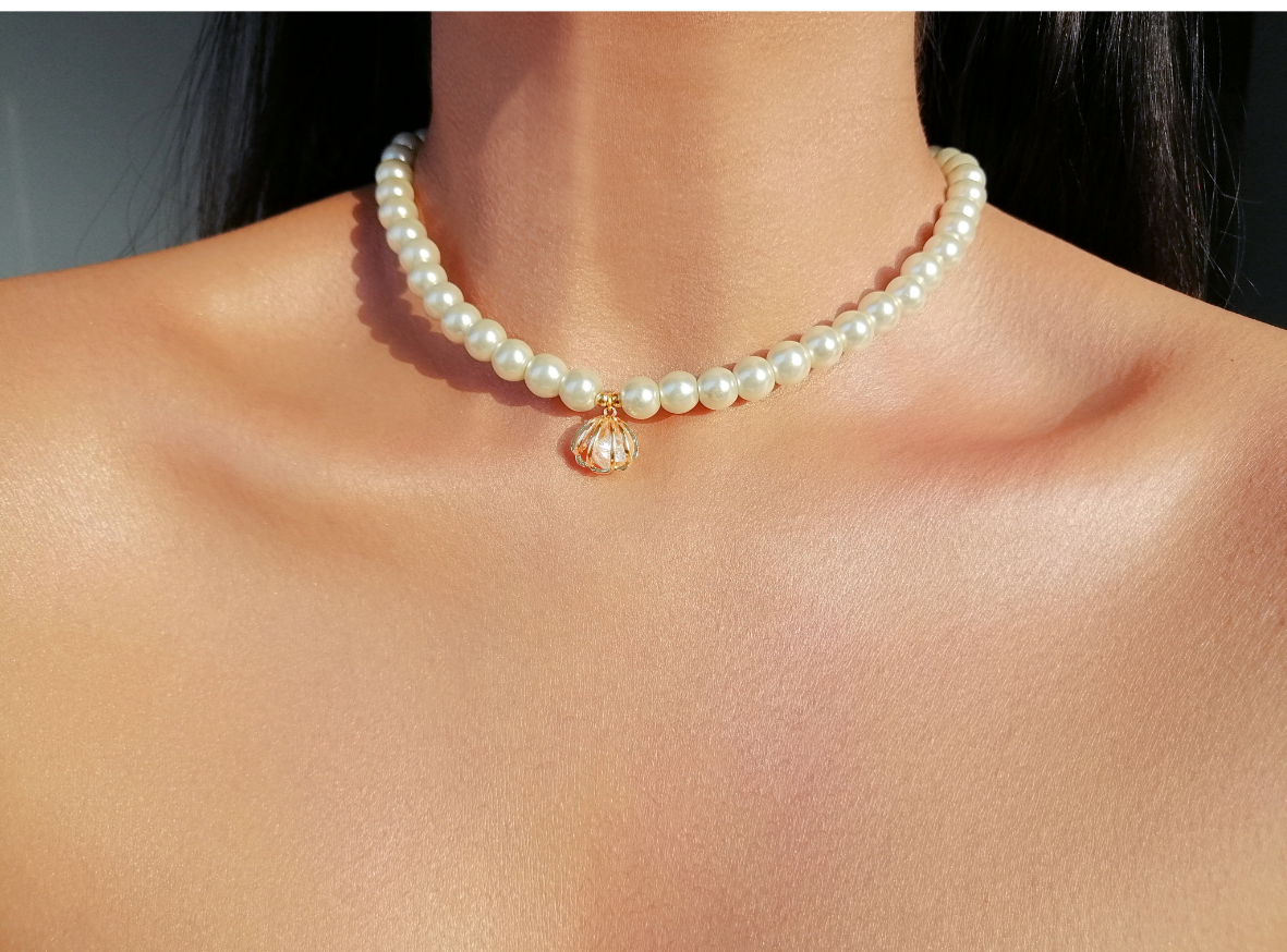 24K Seashell Czech Pearls Choker